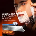 Gillette Fusion 5 Razor with Styling Black Blade & 5 Diamond Like Coated Blades - Image 3